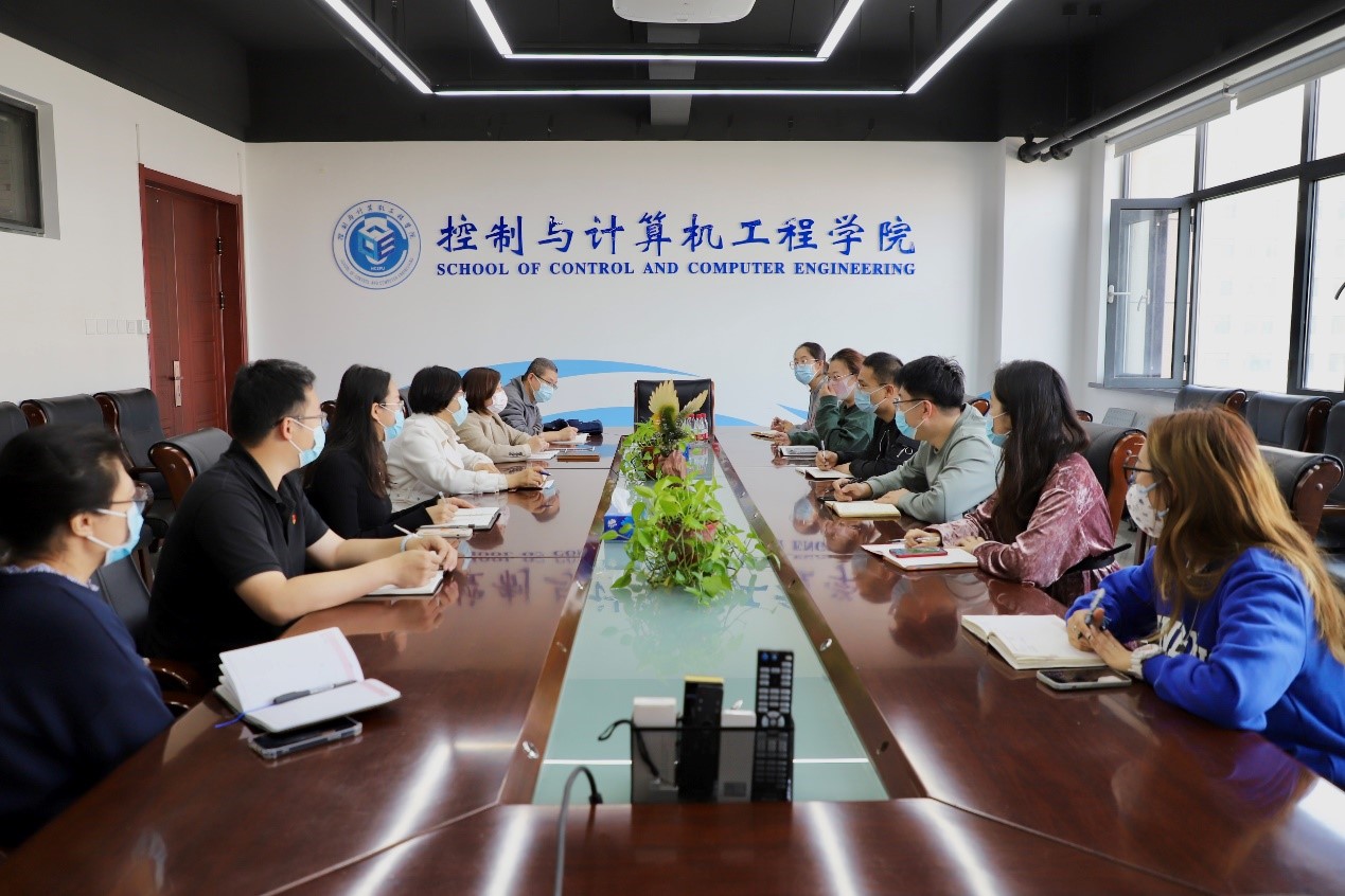 b70464ffb4234f128aa7aa4f13e26902.jpg b70464ffb4234f128aa7aa4f13e26902.jpg