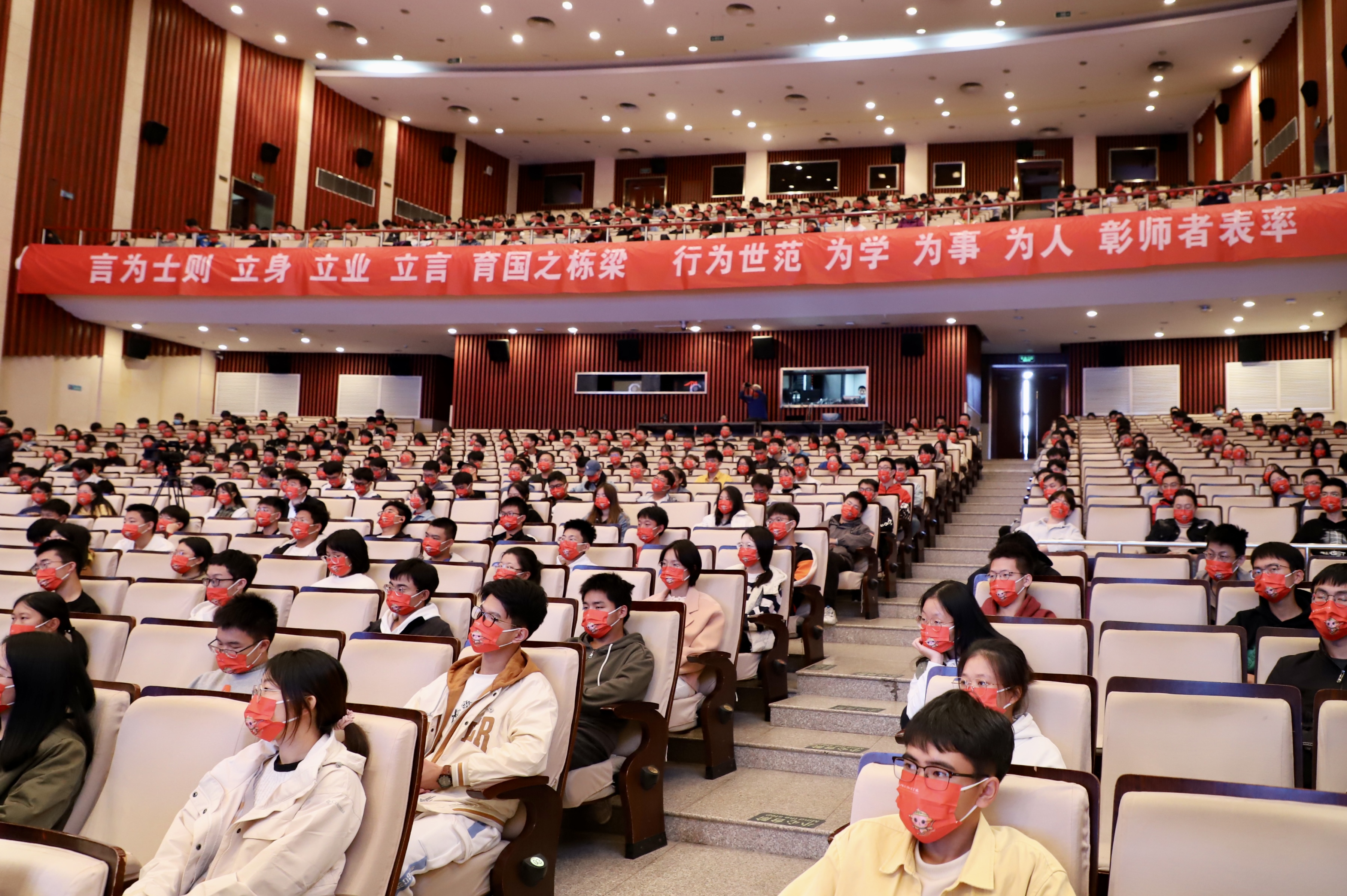 f61fbe491b44452689280e13dcbc6ca2.jpeg f61fbe491b44452689280e13dcbc6ca2.jpeg